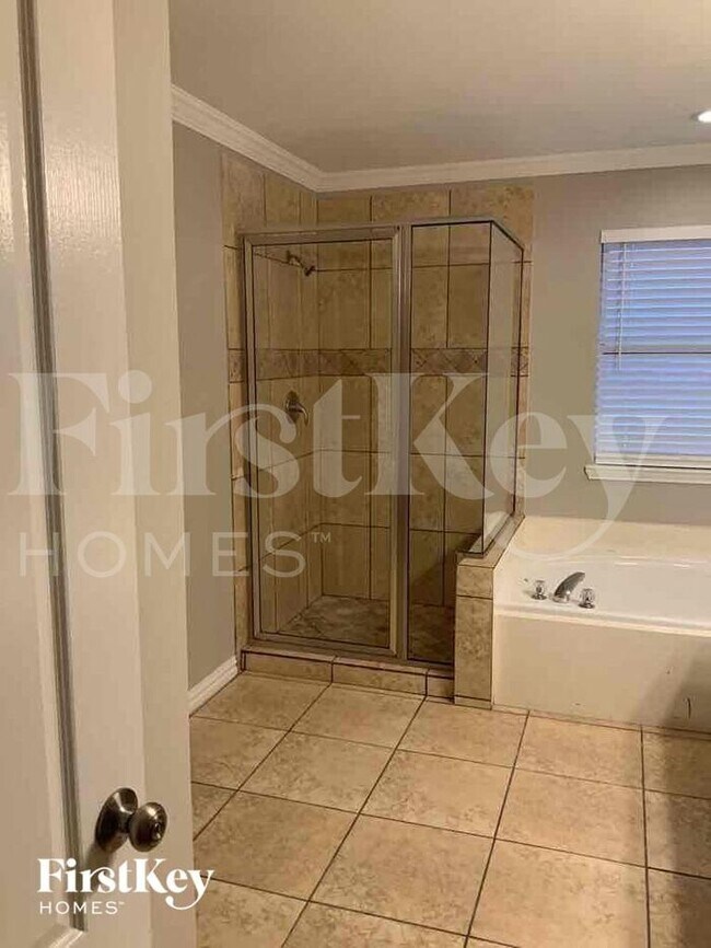Building Photo - 219 Balsam Grove Cir