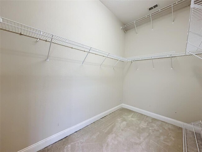 Building Photo - 10824 Woodchase Cir