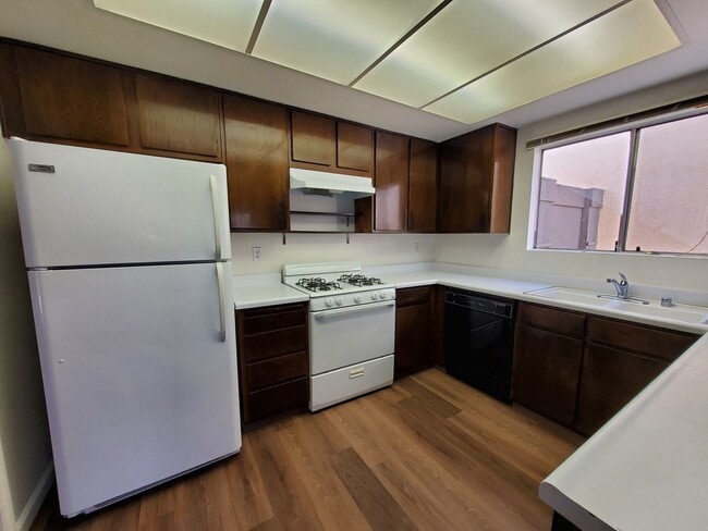 Building Photo - 42 El Mirador Ct