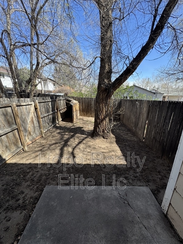 Building Photo - 2522 Knob Hill Ct