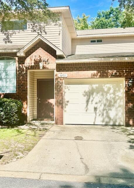 Building Photo - 2200 Hadleigh Hills Ct