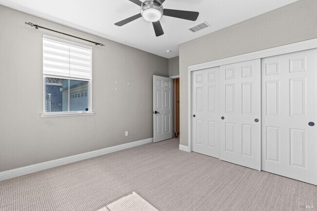 Building Photo - 351 Spyglass Dr