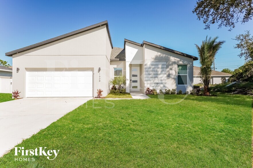 Primary Photo - 1666 Redfin Dr