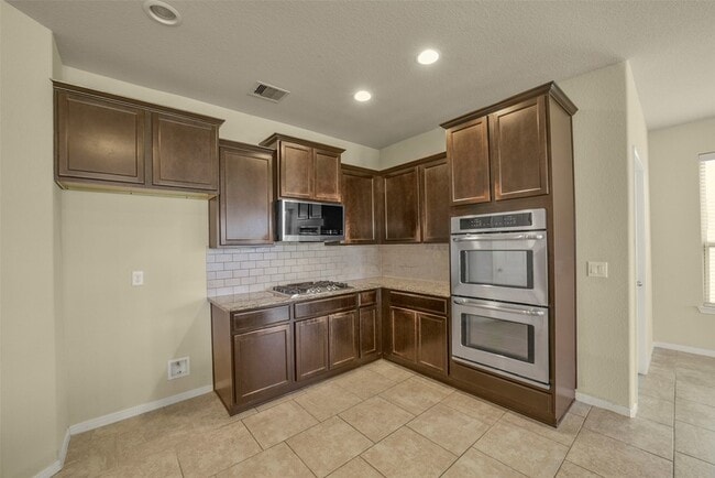 Building Photo - 3511 Brampton Island Dr
