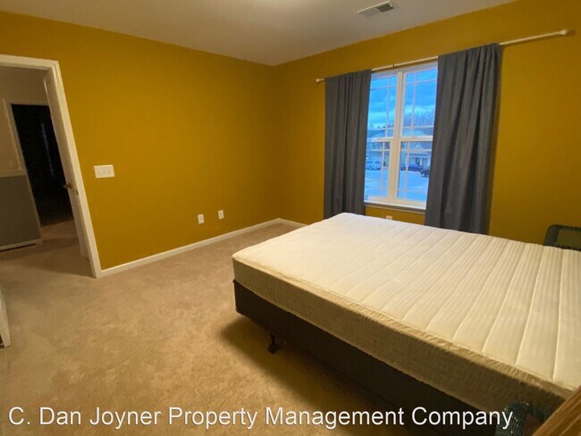 Building Photo - 3 br, 2.5 bath House - 312 Engelmann Lane