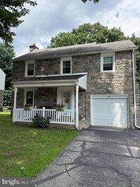 Building Photo - 23 W Woodland Ave
