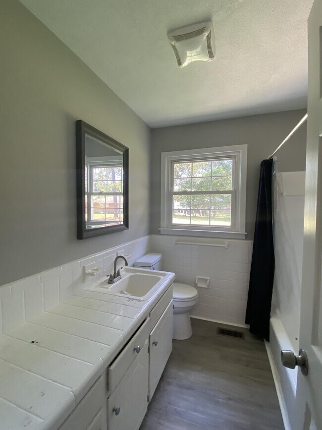 Building Photo - 7568 Carrollburg Dr