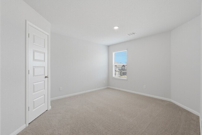 Building Photo - 2405 Bray Head Dr