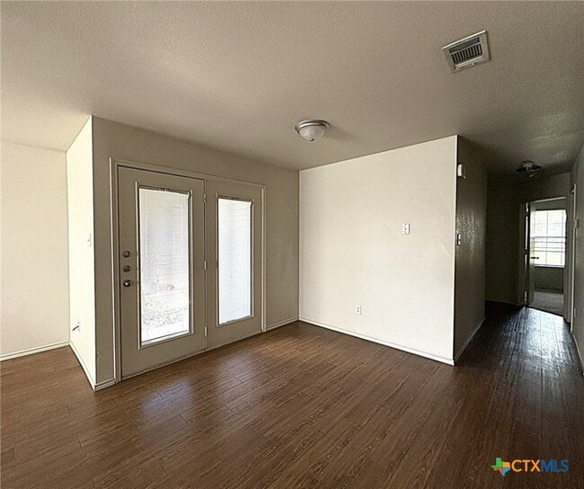 Building Photo - 6600 Temora Loop