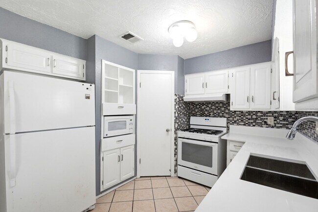 Building Photo - 11418 Hendon Ln