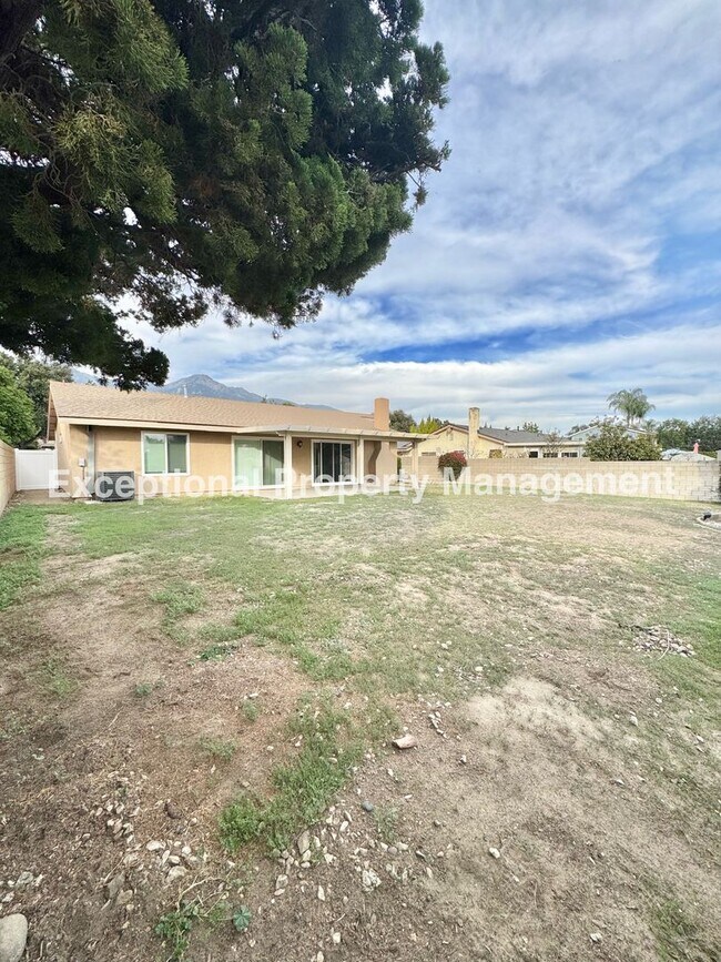 Building Photo - Great 3 bed 2 bath single story home