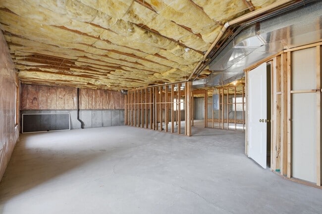 Building Photo - 3 Bedroom Draper Home