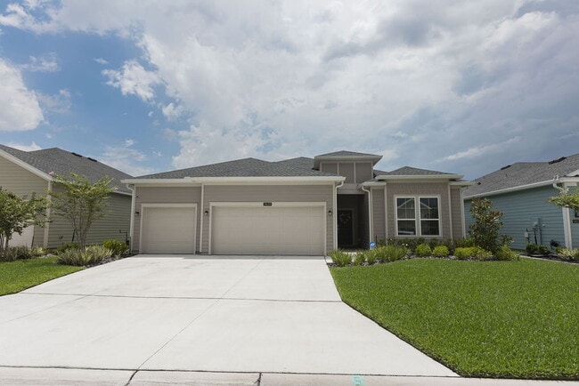 Primary Photo - 4 Bedroom 2 Bath home for rent with beauti...