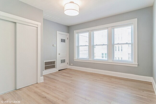 Building Photo - 3603 W Cullom Ave