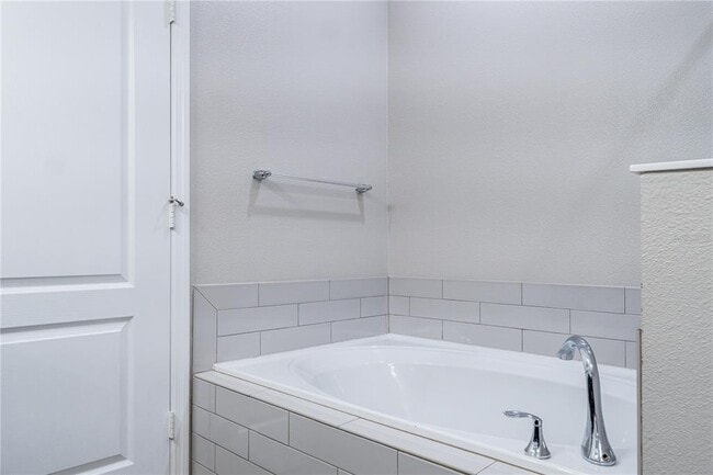 Building Photo - 11926 Sands Cv