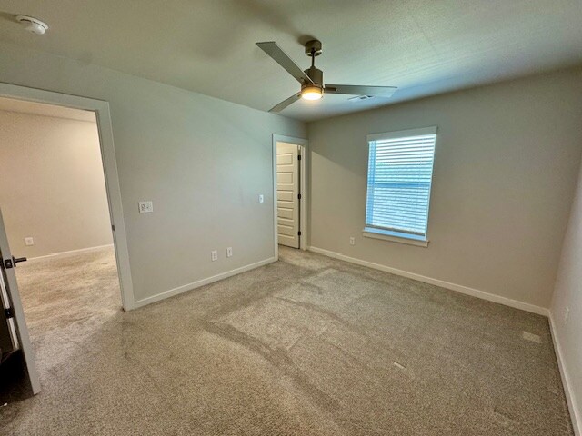 Building Photo - 3909 SW Pecan Cir