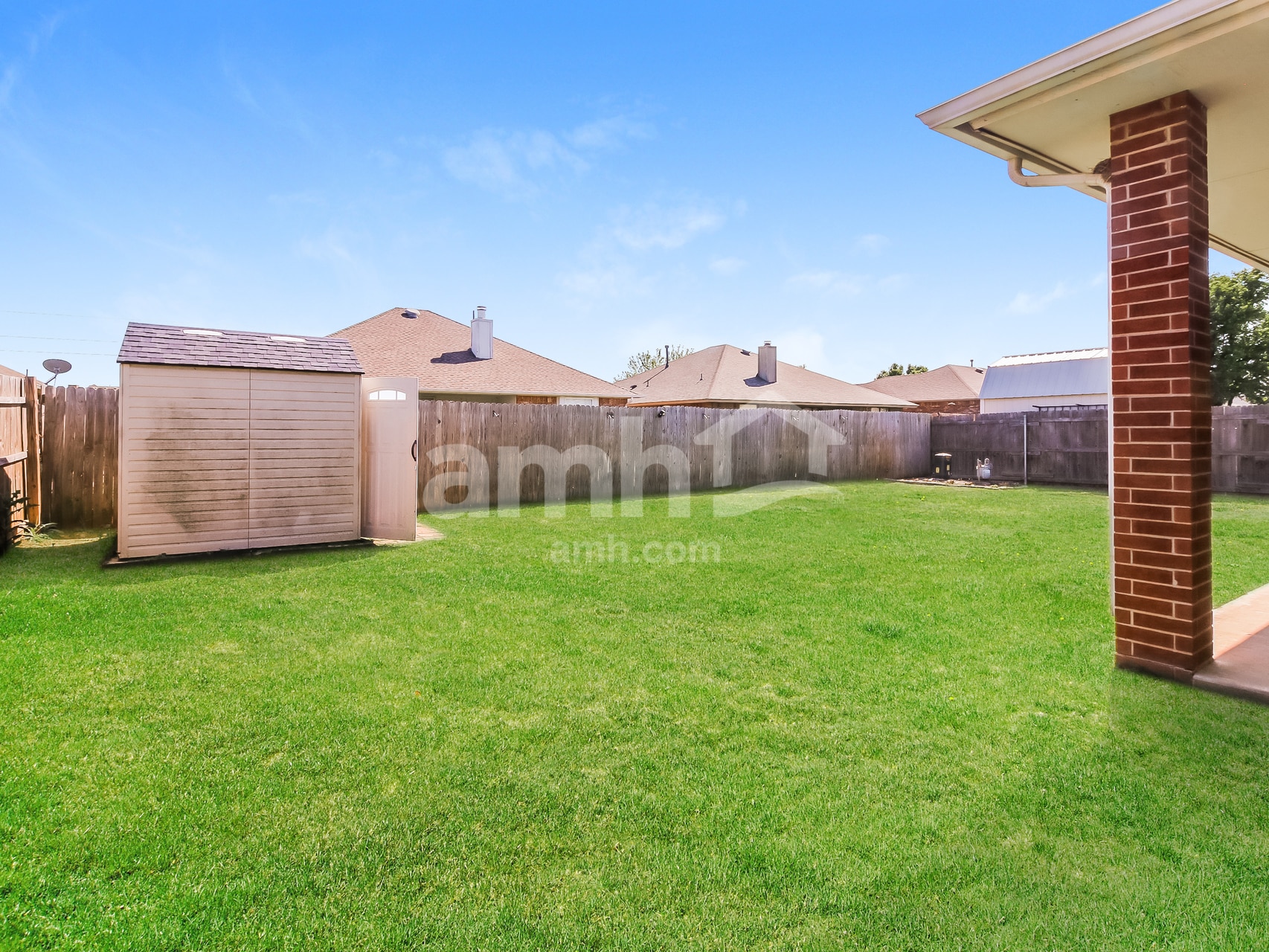 Building Photo - 700 SW 156th Pl