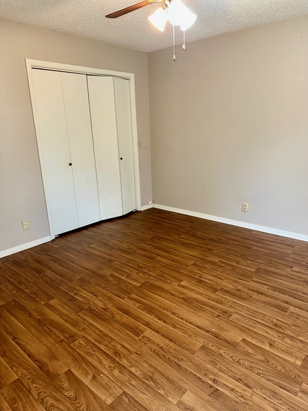 Building Photo - 103 Cedarbrook Dr