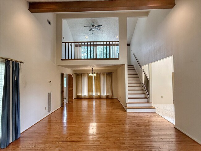 Building Photo - 13103 Holston Hills Dr
