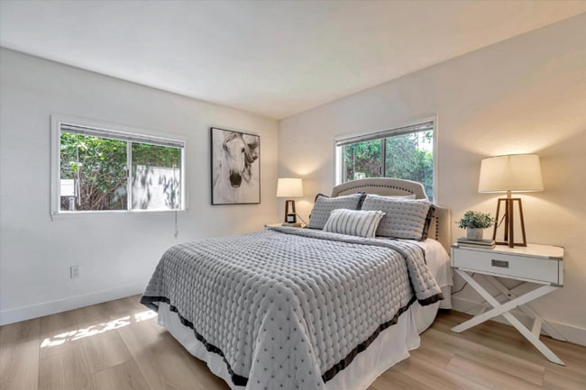 Building Photo - 47 Fleming Ave