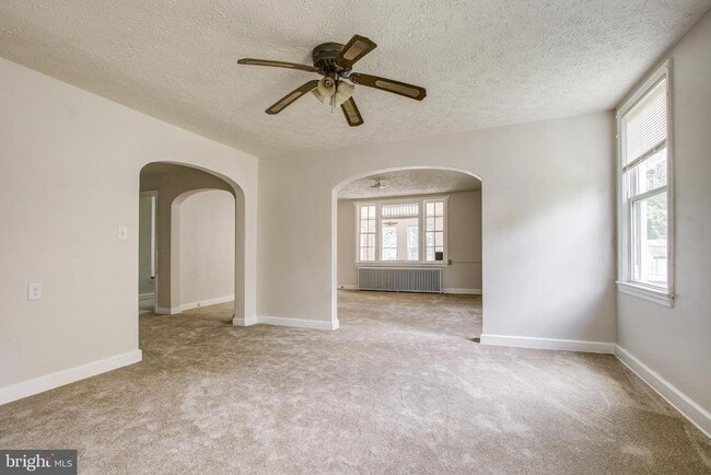 Building Photo - 6120 41st Ave