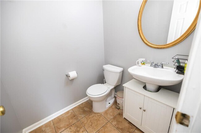 Building Photo - 599 Rivulett Ct