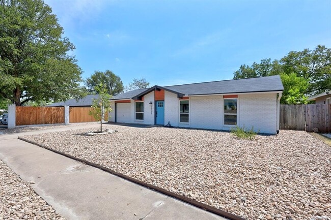 Building Photo - 10107 Floyd Dr