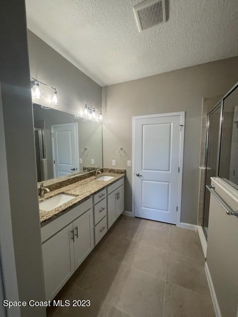 Building Photo - 3930 Playa Del Sol Dr