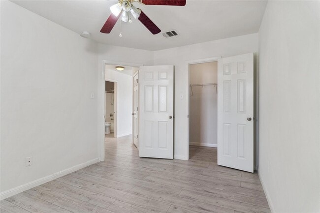 Building Photo - 2051 Cambria Dr