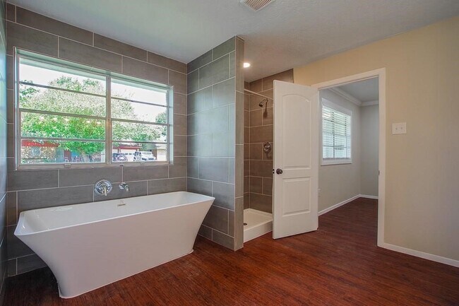 Building Photo - 4205 Ember Ln