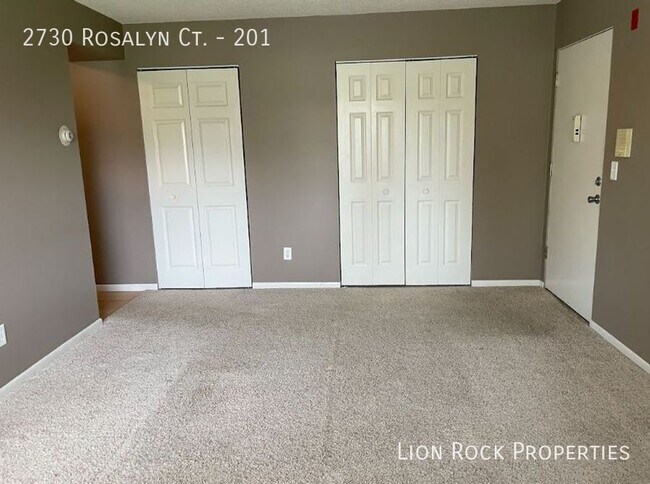 Building Photo - Cozy Two-Bedroom Condo in New Hope for $13...