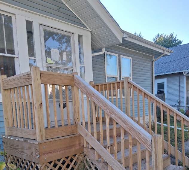 Building Photo - 418 S Hancock Ave