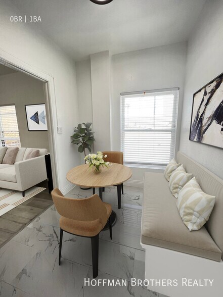 Building Photo - 511 S Serrano Ave