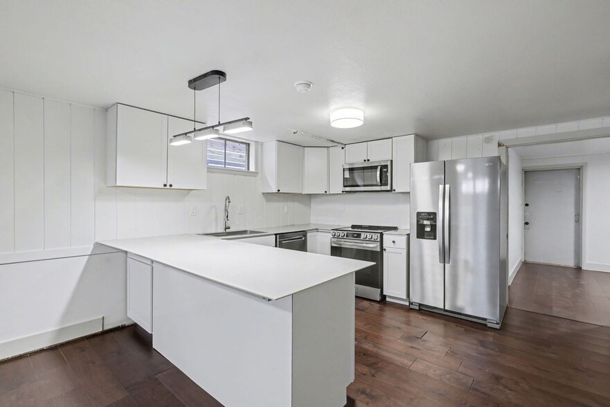 Building Photo - 2215 N Wahsatch Ave