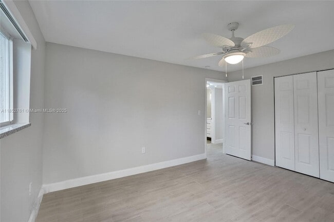 Building Photo - 3800 SW 58th Terrace