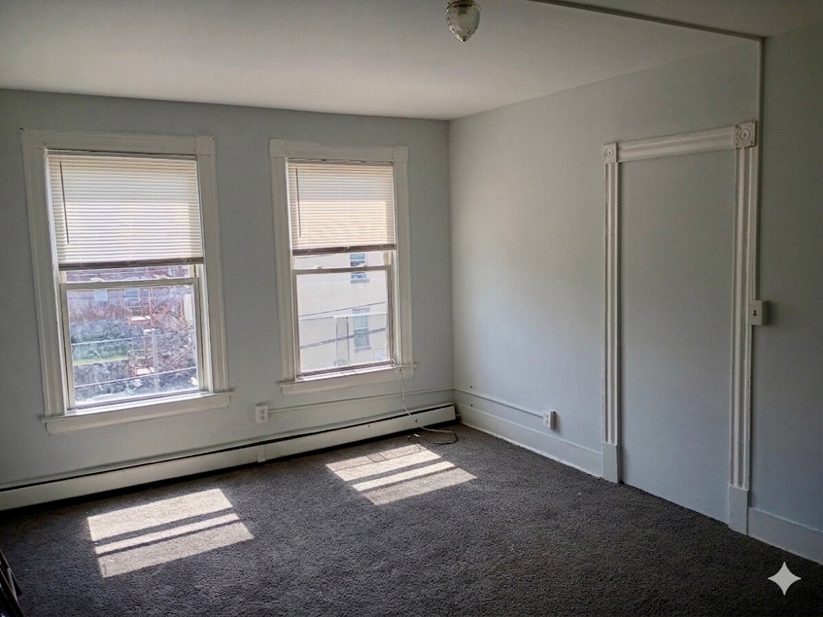 Building Photo - 77 Garden St