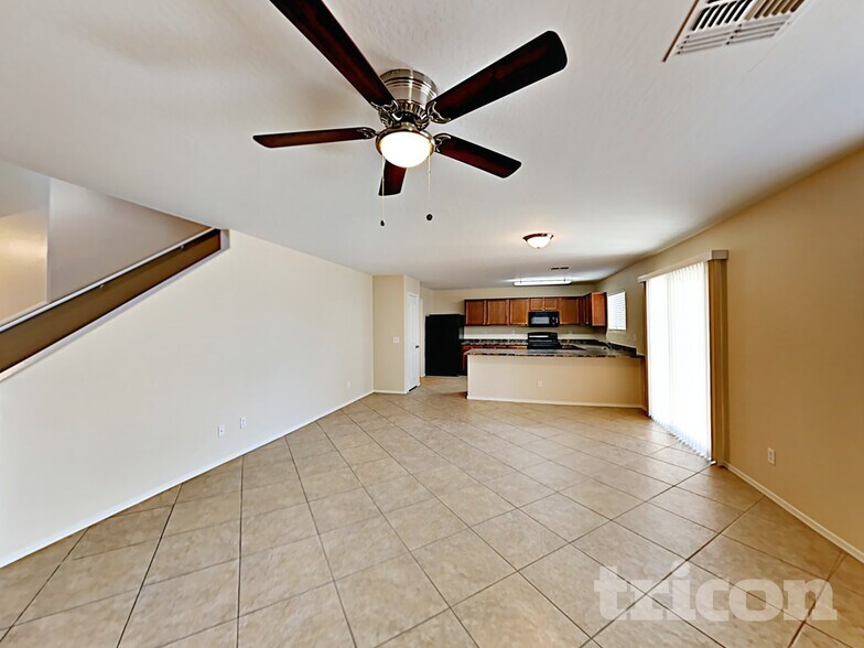 Building Photo - 45015 Bahia Dr