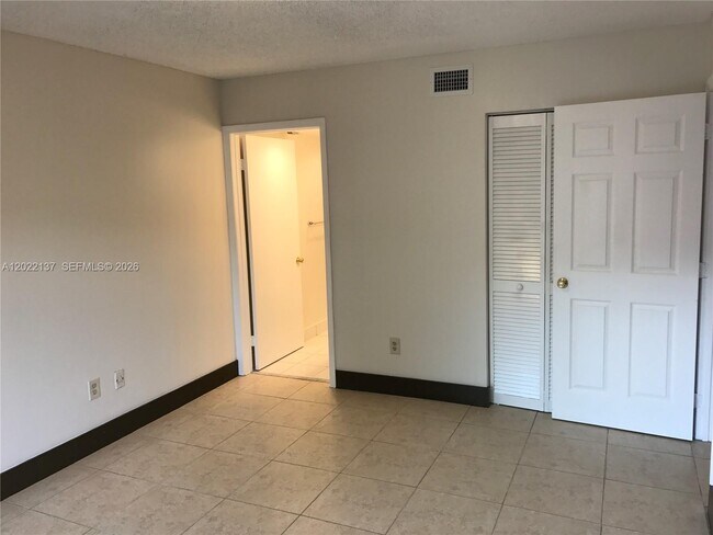 Building Photo - 18224 Mediterranean Blvd