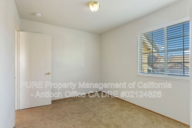 Building Photo - 1100 Twinbridge Ct