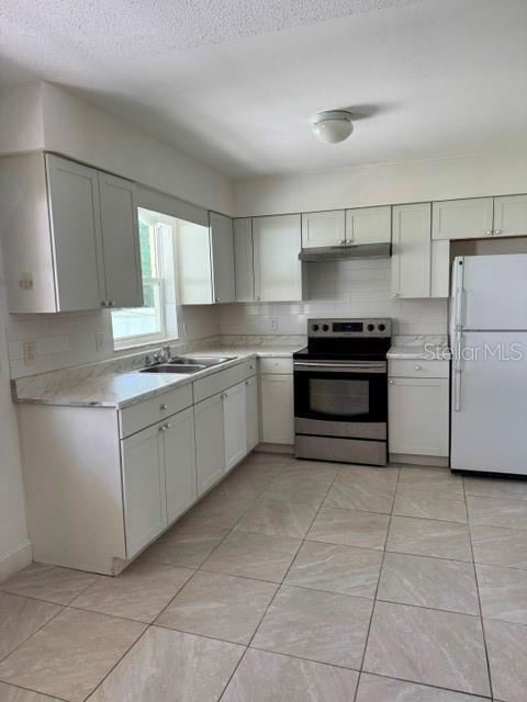 Building Photo - 27127 Fernery Ave