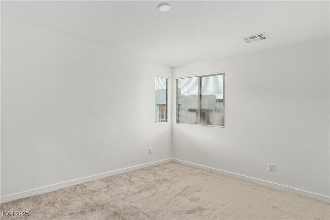 Building Photo - 2691 Chance Canyon St