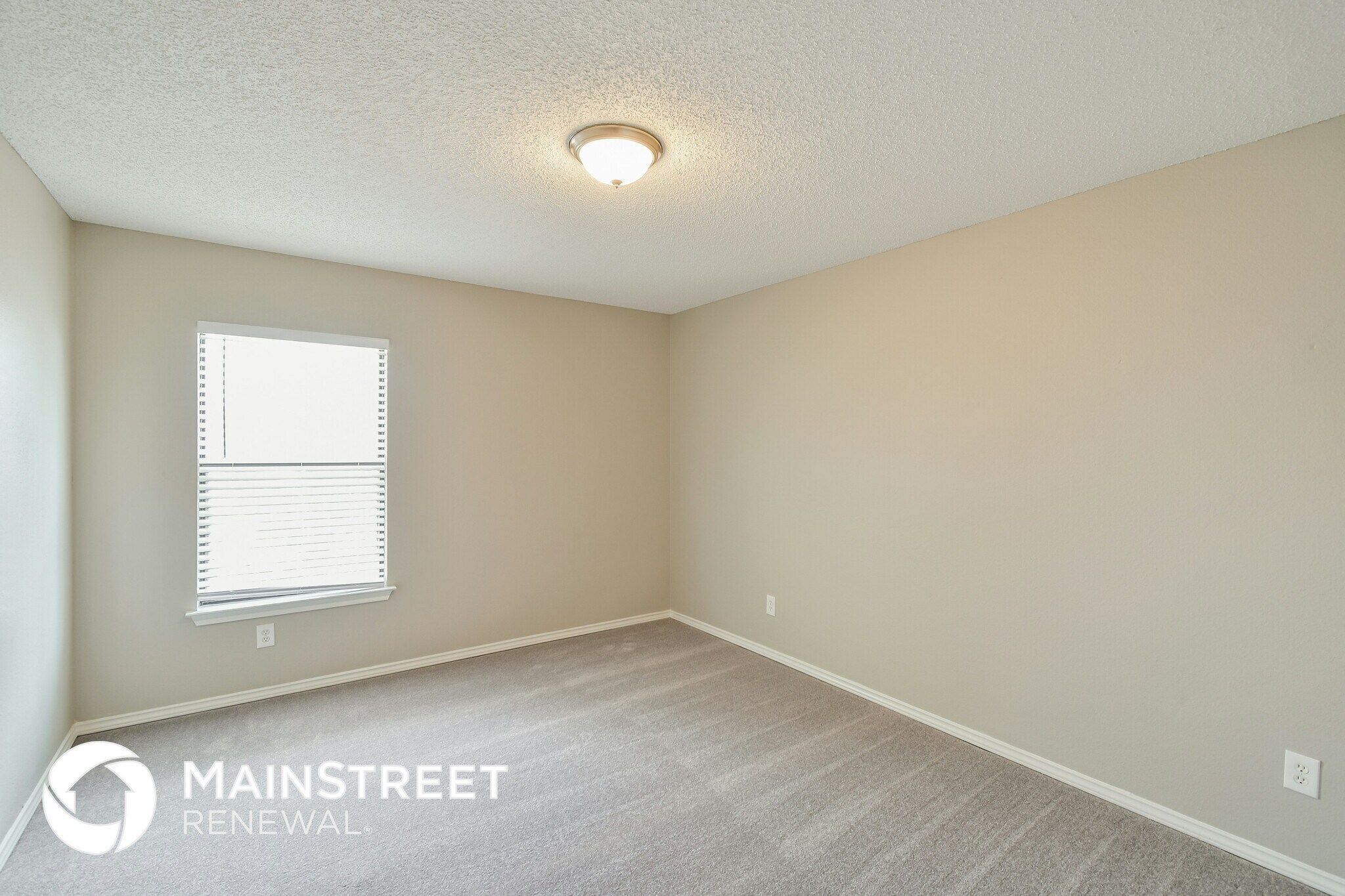 Building Photo - 8148 Chestnut Barr Dr