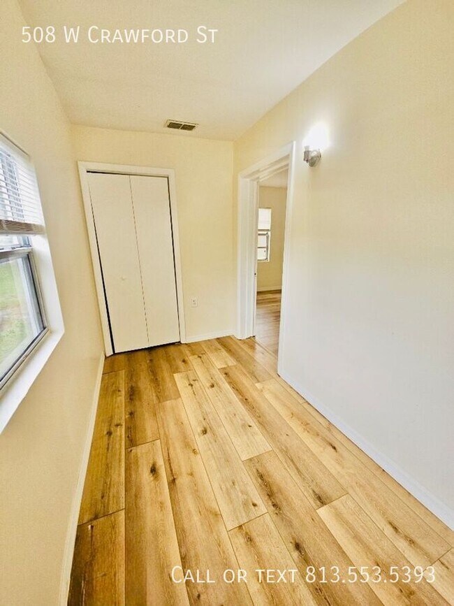 Building Photo - 508 W Crawford St