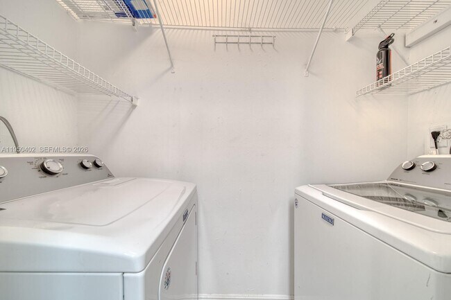 Building Photo - 10795 SW 108th Ave