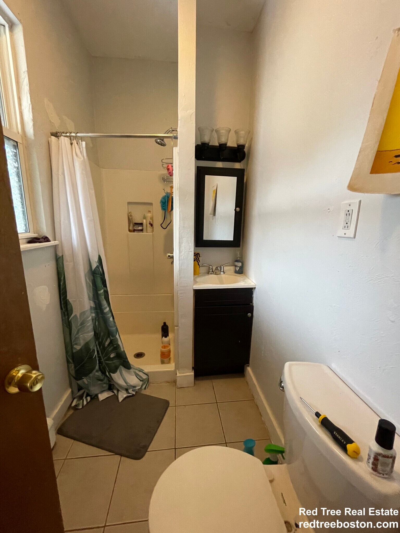 Unit 3 - 6 Eldora St