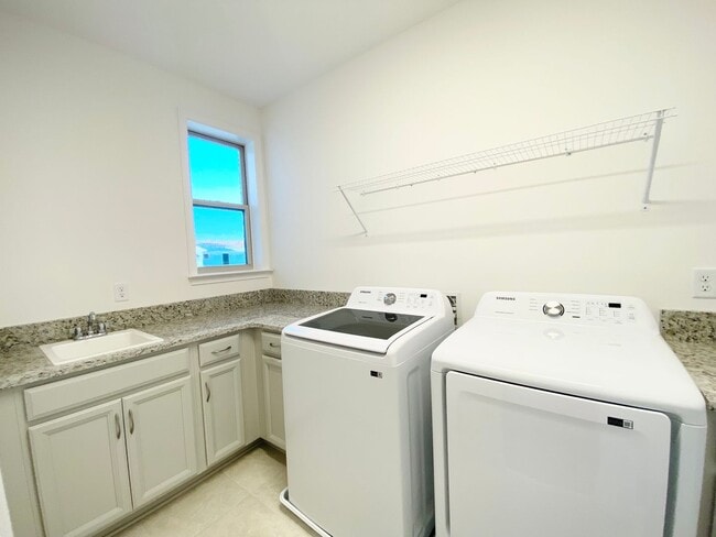 Building Photo - Eagle Creek house for Rent