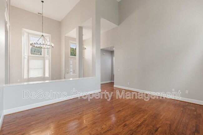Building Photo - 1012 Beech Tree Ln