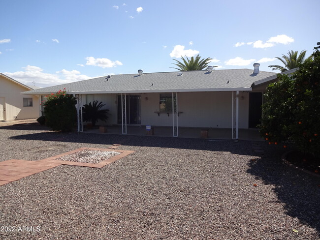 Building Photo - 9930 W Oak Ridge Dr