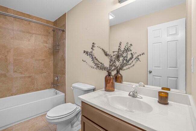 Building Photo - 205 Aquero Blvd