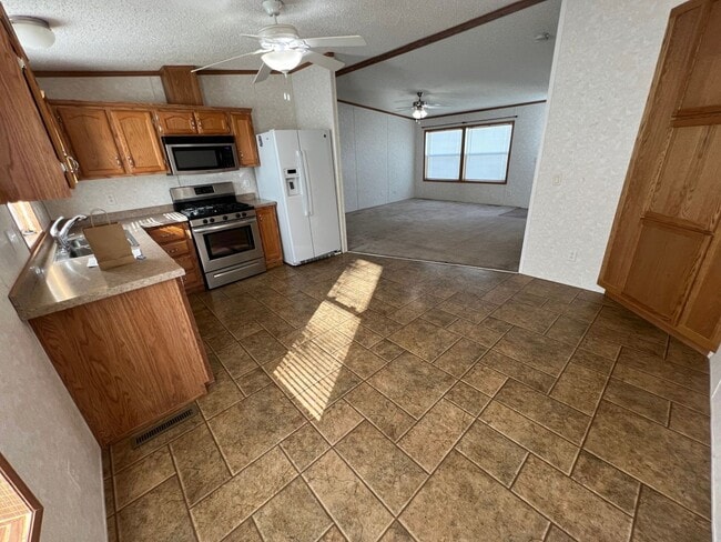 Building Photo - 3 Bedroom 2 Bath Modular Home with Many Amenities & Storage Shed